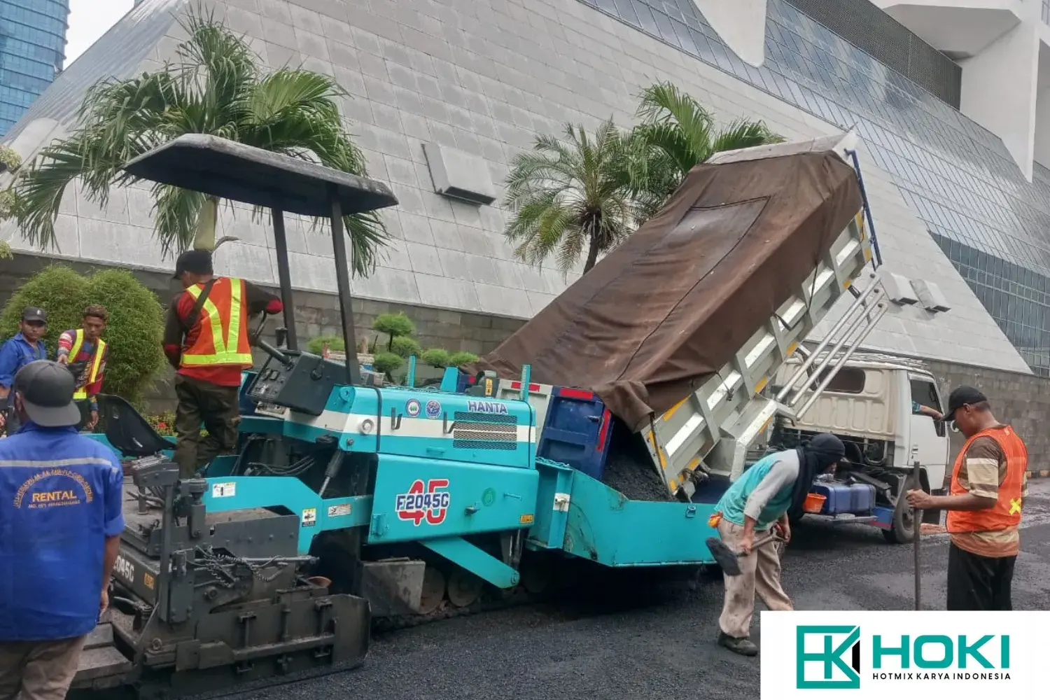 Pengaspalan Kawasan Industri dan Pergudangan Cirebon