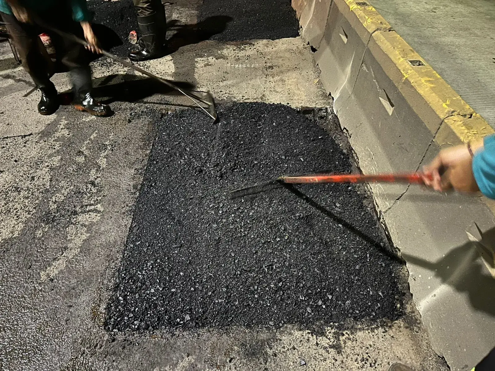Fasilitas Produksi Aspal Hotmix Karawang