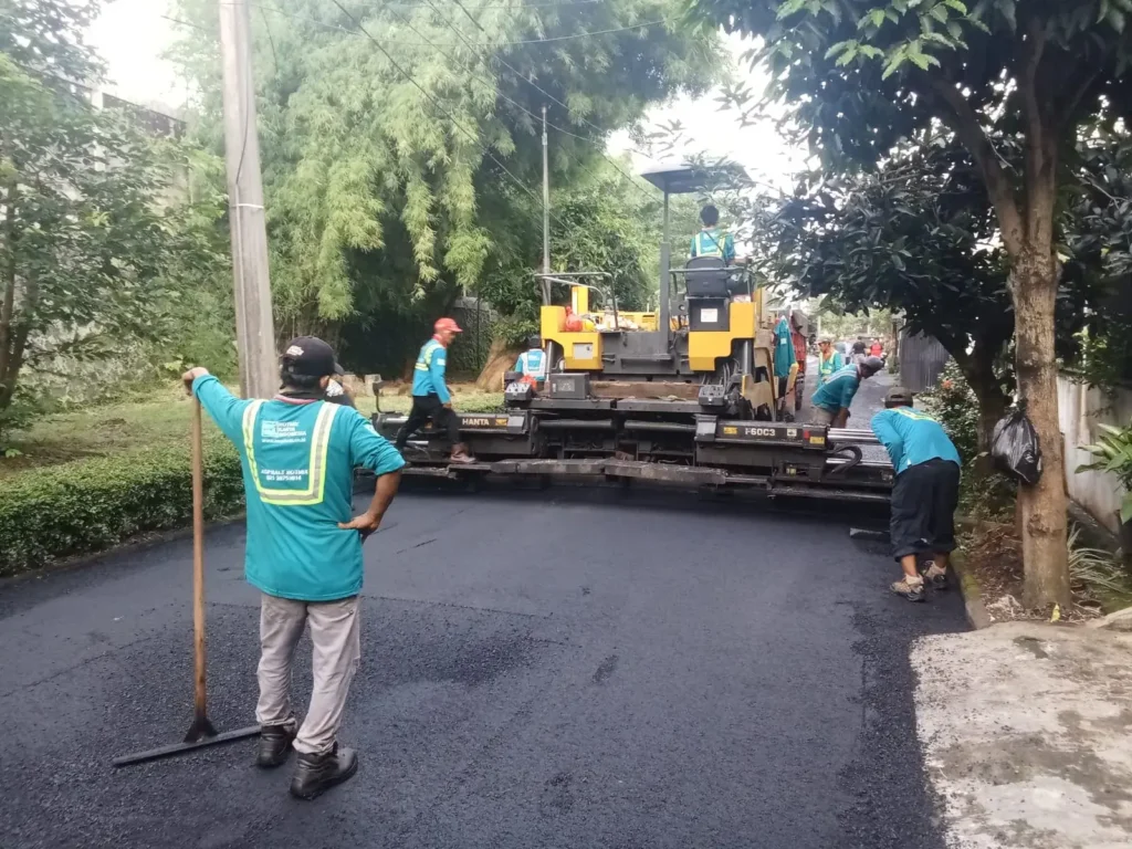 Sewa Alat Aspal Cikarang AMP Hoki (1) Sewa Alat Aspal Cikarang AMP Hoki